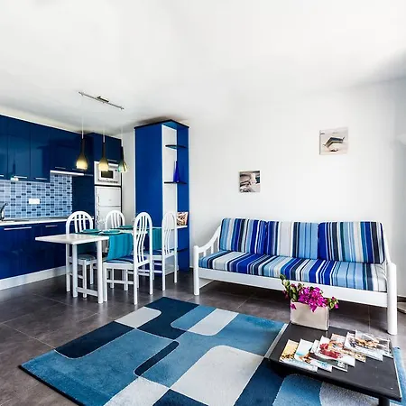 Blu Marine Apartment *